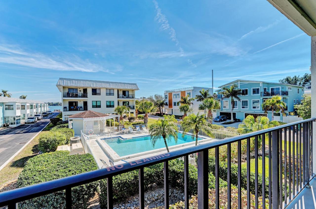 Anna Maria Island Beach Waves Bradenton Beach Exterior foto