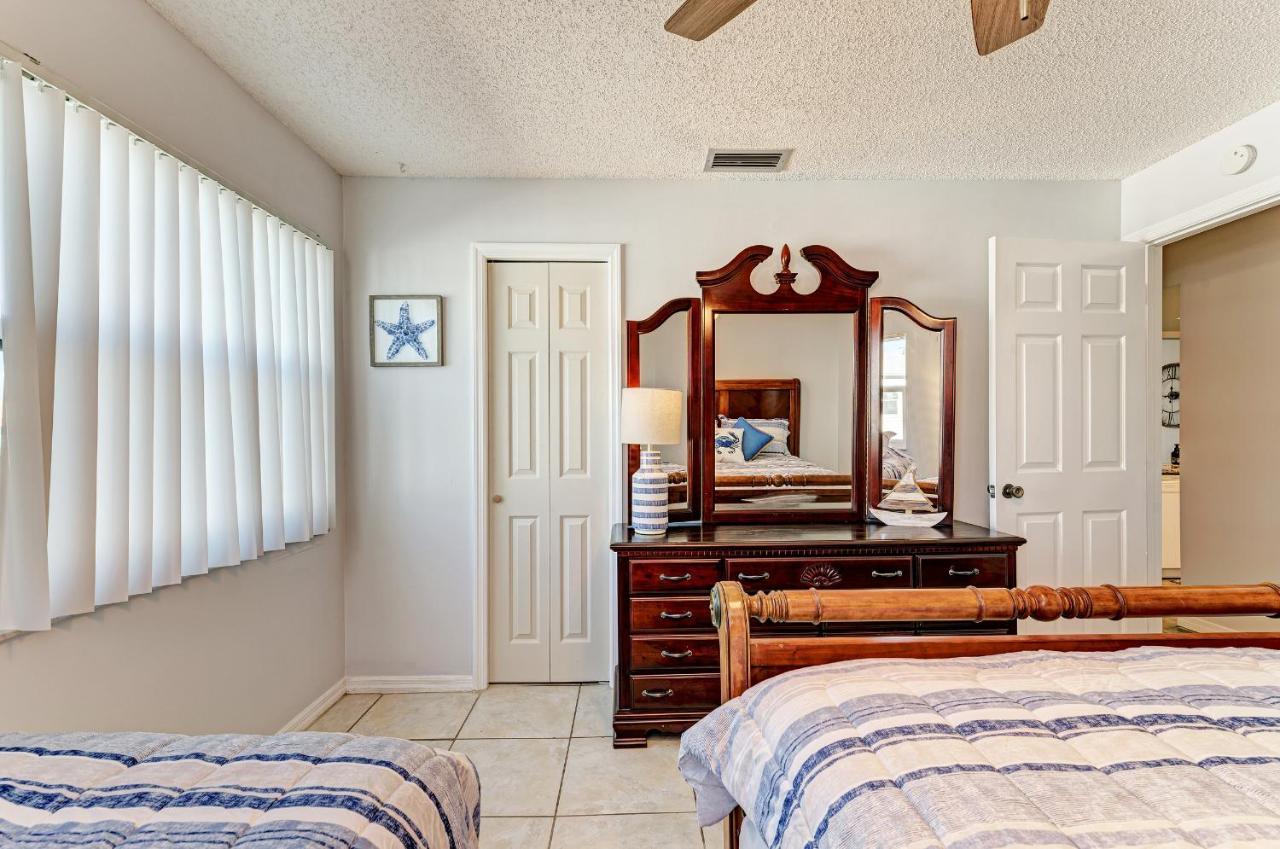 Anna Maria Island Beach Waves Bradenton Beach Exterior foto