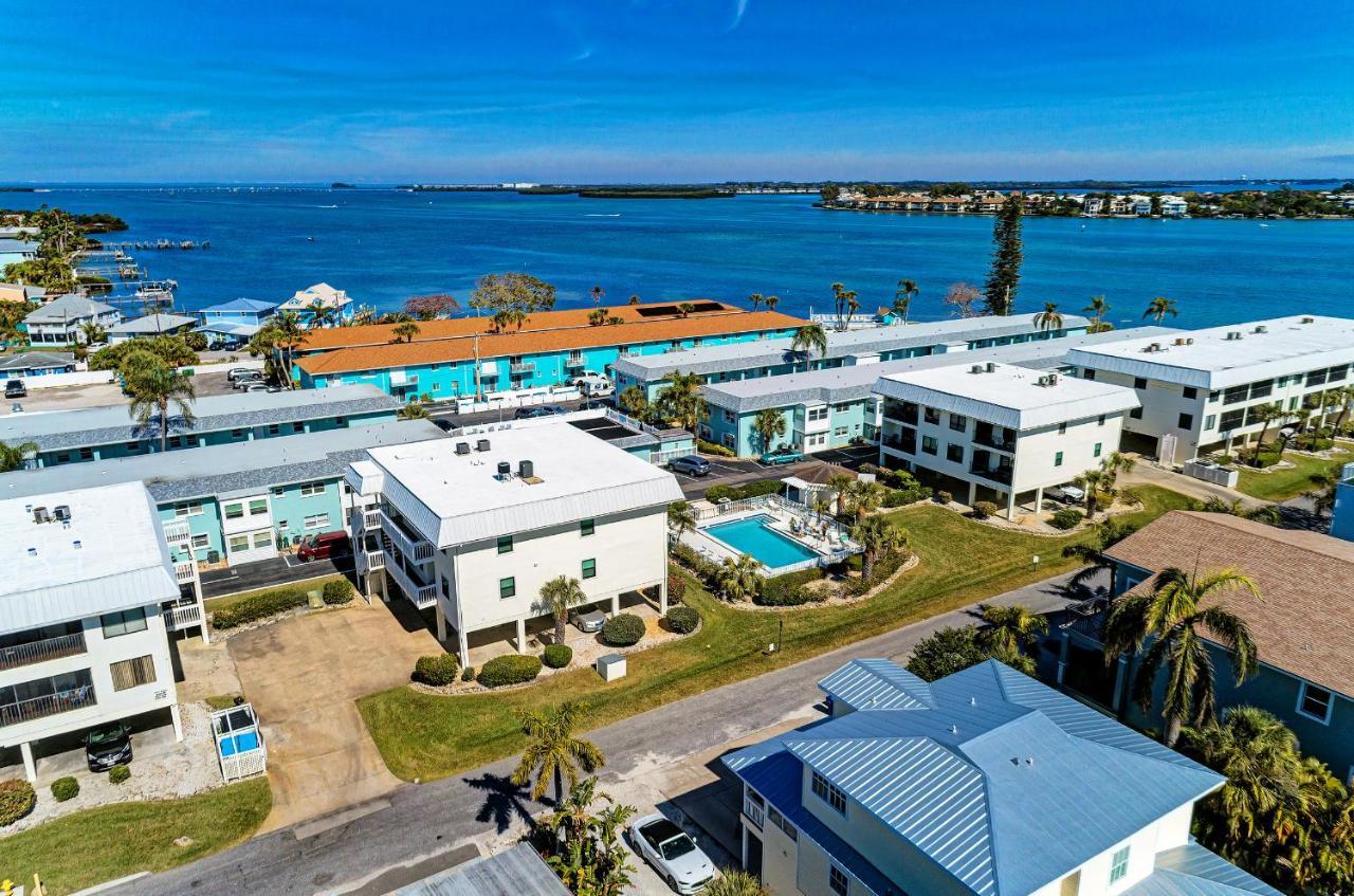 Anna Maria Island Beach Waves Bradenton Beach Exterior foto